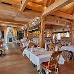 Cozy Mountain Attic In High Tatras