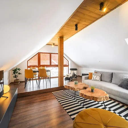 Cozy Mountain Attic In High Tatras * Vel'ka Lomnica