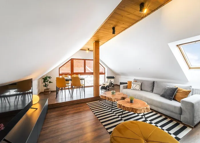 Cozy Mountain Attic In High Tatras * Vel'ka Lomnica